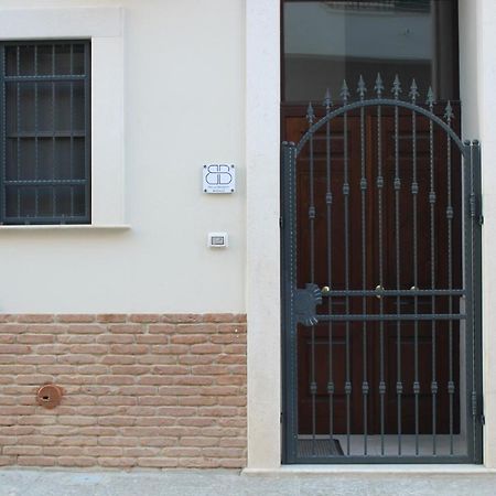 B&B Bianco Apartments Orta Nova المظهر الخارجي الصورة